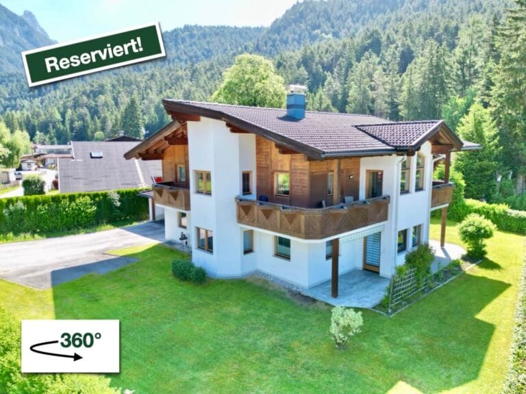 Reserviert! – Wohnen mit Perspektive: Gepflegtes Zweifamilienhaus im Herzen von Leutasch